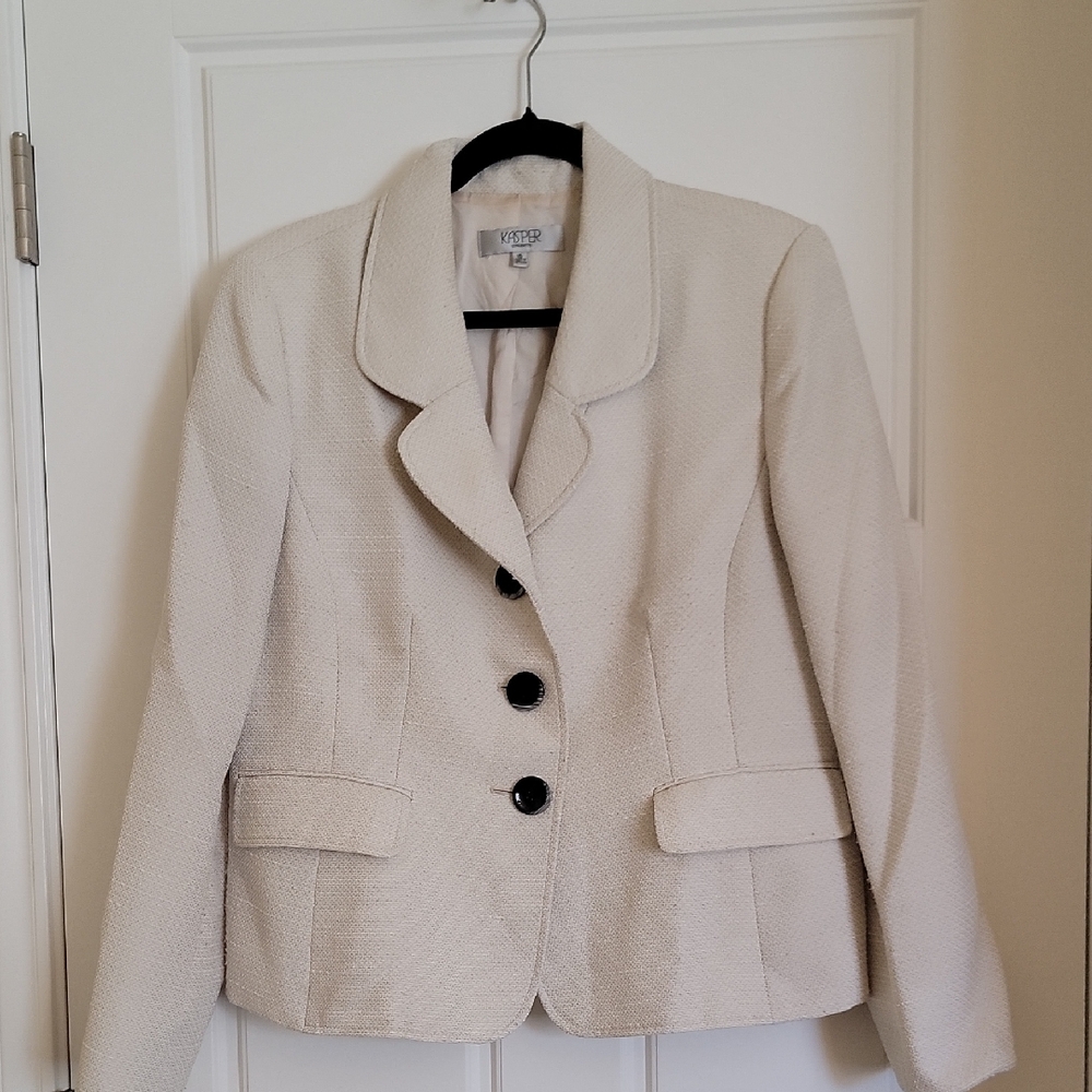 Kasper Women's Ivory Blazer